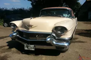  1956 CADILLAC Fleetwood Deville Classic Chevy Caddy V8 Project 56 American  Photo