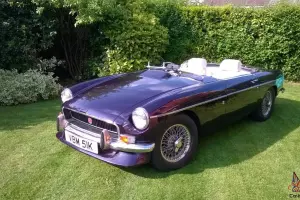 MGB Roadster - 1972 Chrome Bumper Osselli 1950 engine