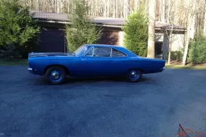 Plymouth : Road Runner 2DR Hardtop