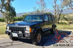 1989 Jeep Cherokee XJ Photo