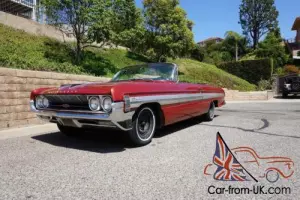 1961 Oldsmobile Starfire Photo