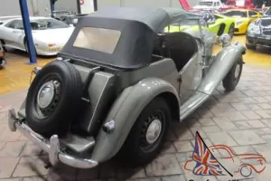 1953 MG TD ROADSTER --