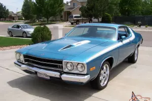 1974 Plymouth Roadrunner Base Coupe 2-Door 5.2L Photo