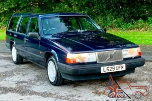 1993 VOLVO 940 2.0 ESTATE. 7 SEATER. AUTO + OVERDRIVE. JUST 94,000 MILES
