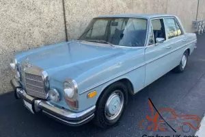 1971 Mercedes-Benz 200-Series 1971 MERCEDES-BENZ 250