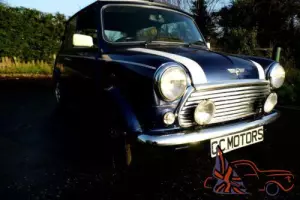 2001 Rover Mini Cooper Classic in Tahiti Blue