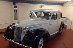 Austin 16 bs1 matching pair vintage wedding cars 1946