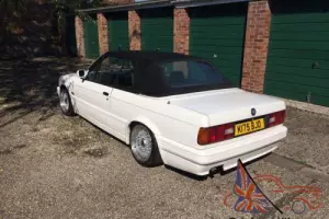 BMW E30 CONVERTIBLE