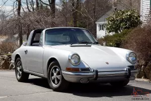 Original like new interior Porsche Cetificate