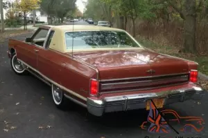 Lincoln : Continental 2 Door Town Coupe