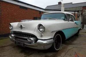 1955 OLDSMOBILE 88 HOLIDAY 2-DOOR PILLARLESS COUPE !!! Photo