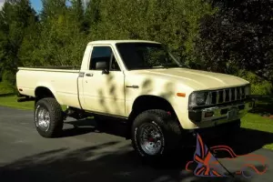 Totally Restored, 4X4 long bed toyota truck, manual transmission