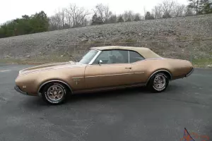 1969 Oldsmobile Cutlass Convertible 350, Fact. Air, Power Top, Ready for Summer!