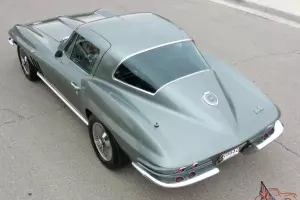 Chevrolet : Corvette Fastback Stingray