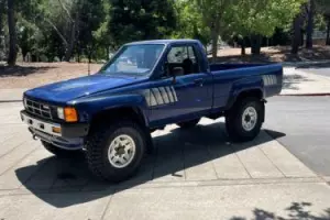 1986 Toyota Pickup TURBO