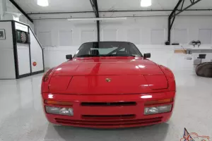 Porsche 944 Turbo Cup