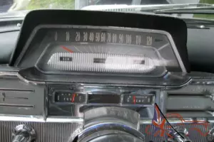 A BEAUTIFUL FULLY RESTORED AND VERY RARE 1960 MERCURY PARKLANE, A WONDERFUL CAR