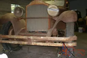 1928 Packard