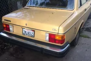1982 Volvo 240 DL
