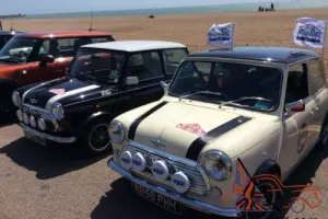 CLASSIC ROVER MINI COOPER MONTE CARLO WHITE/BLACK