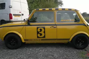  mini 1275 GT 1978 (scalextrics) 