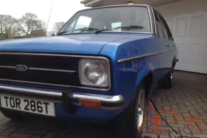 Ford Escort Ghia auto