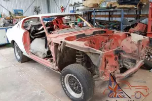 V8 Toyota Celica 1977 RA28
