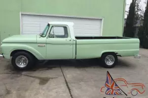 1965 Ford F-100