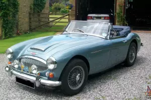  Austin Healey BJ8 
