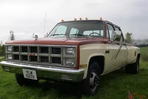  1982 GMC CHEVY C3500 6.5 TURBO DIESEL DUALLY CREW CAB FULL SIZE PICK UP ,NEW MOT 