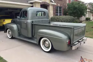 1948 Ford F1 Truck - Stunning - BEST IN USA  resto-mod / pro touring
