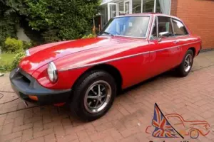 MGB GT 1975 Photo