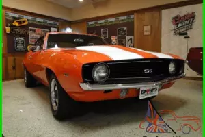 1969 Chevrolet Camaro SS Tribute