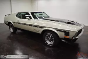 Ford : Mustang Fastback