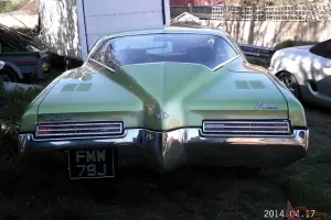 1971BUICK RIVIERA ONE OWNER CAR