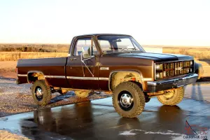1983 GMC K2500 4x4 Truck