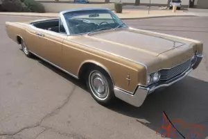 1966 Lincoln Continental Convertible, 462ci V8, Full Power Accesories, SURVIVOR