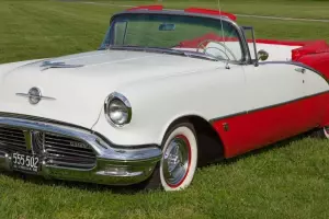 Oldsmobile : Eighty-Eight Super 88 Convertible