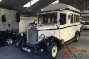 ASQUITH MASCOT * VINTAGE WEDDING BUS * 9 SEATER * IN UK STOCK AND REGISTERED