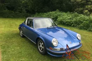 Porsche 911s 2.4 Targa 1972 'Oil Flap'