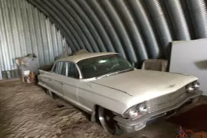 Cadillac : DeVille
