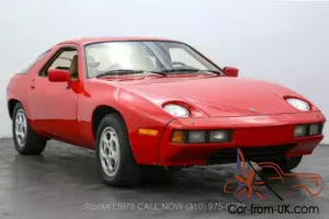 1982 Porsche 928 Photo
