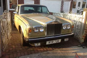 ROLLS ROYCE SILVER SHADOW 2 V8