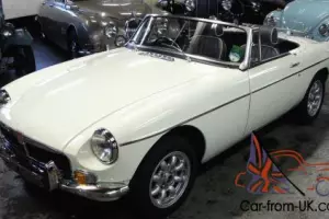  MGB Roadster  Photo