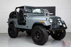 LOW MILES!!! MOST WORK DONE AT JEEPS R US!!! EVERYTHING IS BRAND NEW!!! TURN KEY