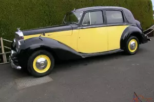  1951 Bentley MkVI 4.2 Saloon B177LH. 