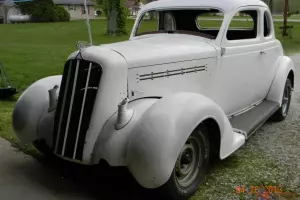 1935 Plymouth Photo
