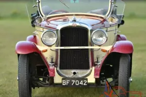 1929 Pontiac Chief of the sixes tourer. Photo