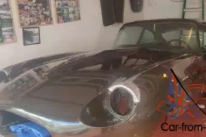 1971 Jaguar E Type V12