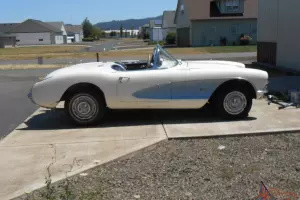57 RUST FREE VETTE ,HARDTOP ,GREAT PROJECT ,LOW RESERVE